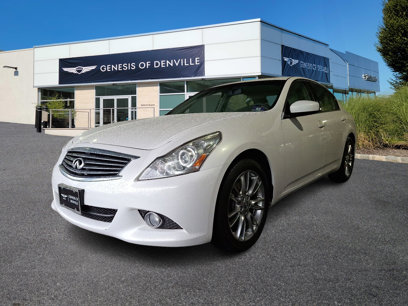 Used 2013 INFINITI G37 x w/ Premium Pkg