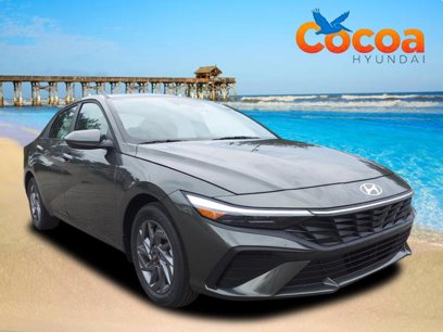 New 2024 Hyundai Elantra SEL