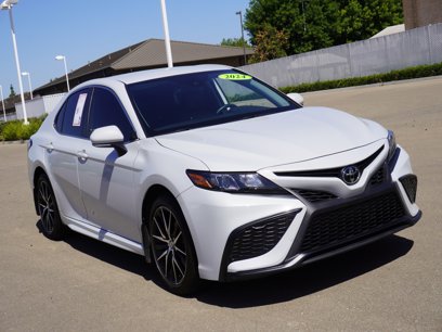 Used 2024 Toyota Camry SE
