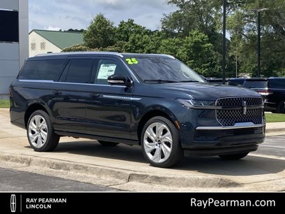 New 2025 Lincoln Navigator L Reserve