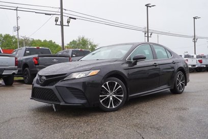Used 2020 Toyota Camry SE