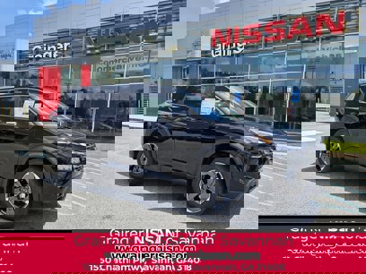 New 2025 Nissan Rogue SV