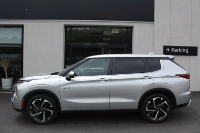 Used 2023 Mitsubishi Outlander SE