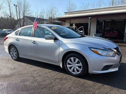 Used 2016 Nissan Altima 2.5 SR