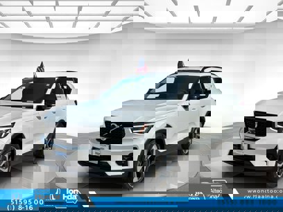 Used 2023 Volvo XC40 B4 Ultimate