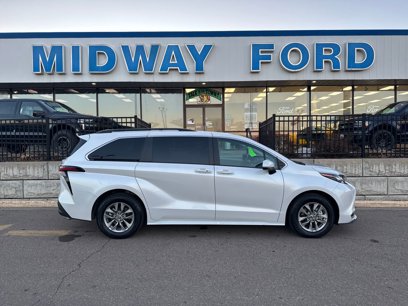 Used 2023 Toyota Sienna XLE