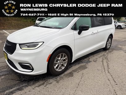 Used 2024 Chrysler Pacifica Touring-L