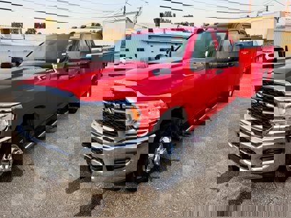 New 2024 RAM 3500 Tradesman w/ Chrome Appearance Group