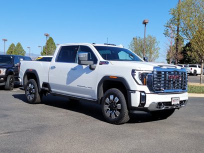 New 2025 GMC Sierra 2500 Denali w/ Technology Package