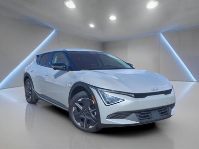 Certified 2025 Kia EV6 Light w/ Light LR Technology Package