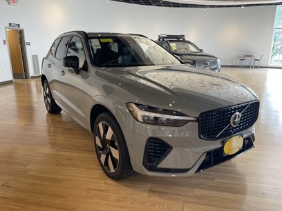 New 2025 Volvo XC60 T8 Plus w/ Protection Package Premier