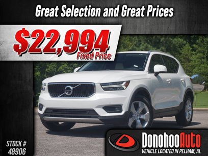 Used 2022 Volvo XC40 T4 Momentum