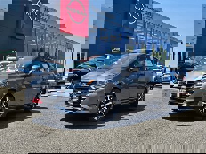 New 2025 Nissan Versa SV
