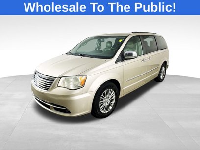 Used 2013 Chrysler Town & Country Touring-L w/ Driver Convenience Group