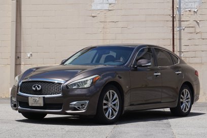 Used 2015 INFINITI Q70 3.7