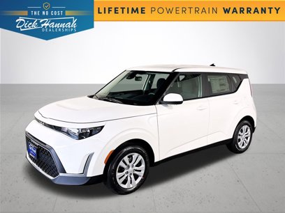 New 2025 Kia Soul LX