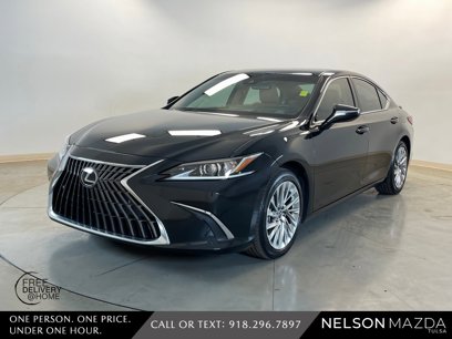 Used 2023 Lexus ES 300h w/ Luxury Package