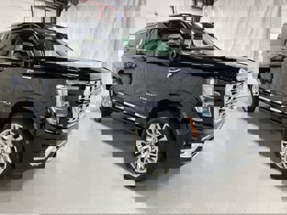 Used 2025 GMC Yukon XL Denali w/ Sun & Power Step Package