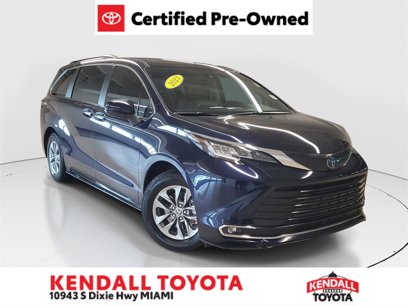 Used 2023 Toyota Sienna XLE