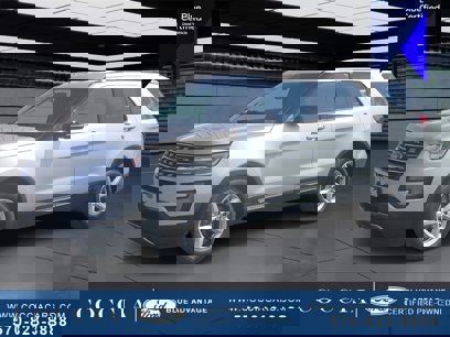 Certified 2016 Ford Explorer XLT w/ Equipment Group 202A