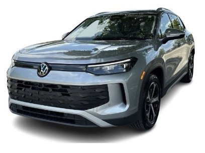 New 2025 Volkswagen Tiguan SE
