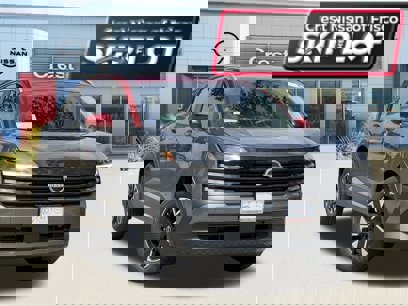 New 2025 Nissan Kicks SV