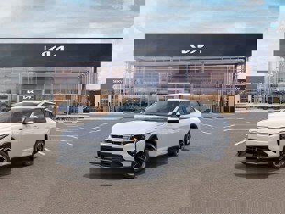 New 2025 Kia K4 EX