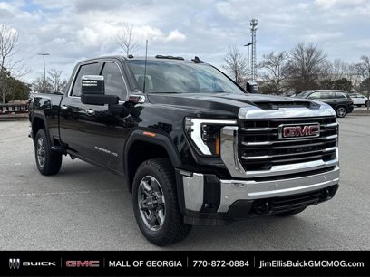New 2025 GMC Sierra 2500 SLT w/ SLT Convenience Package