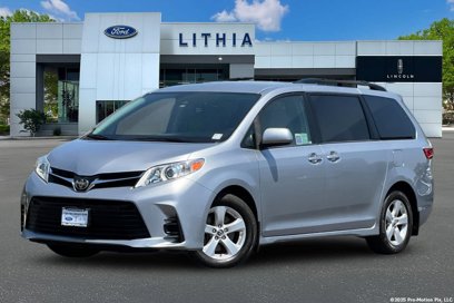 Used 2018 Toyota Sienna LE
