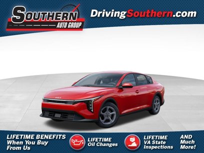 New 2025 Kia K4 LXS