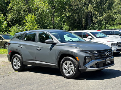 Used 2025 Hyundai Tucson SE