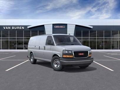 New 2025 GMC Savana 2500 w/ Chrome Appearance Package