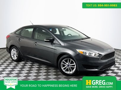 Used 2017 Ford Focus SE w/ Cold Weather Package