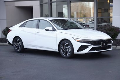 New 2025 Hyundai Elantra Limited