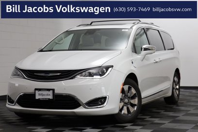 Used 2018 Chrysler Pacifica Limited w/ Advanced Safetytec Group