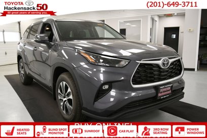 New 2023 Toyota Highlander XLE