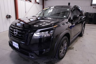 Used 2022 Nissan Pathfinder SV w/ SV Black Package