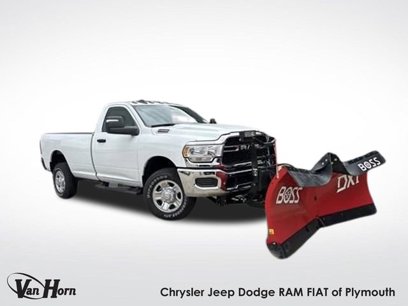 New 2024 RAM 2500 Tradesman w/ Chrome Appearance Group