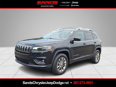 Used 2019 Jeep Cherokee Latitude Plus w/ Comfort/Convenience Group
