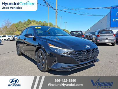 Certified 2022 Hyundai Elantra SEL