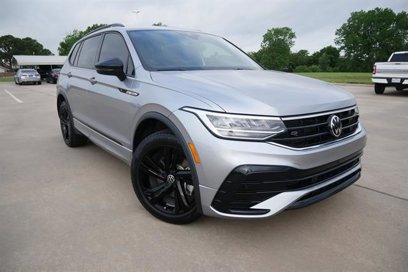 Used 2023 Volkswagen Tiguan SE R-Line