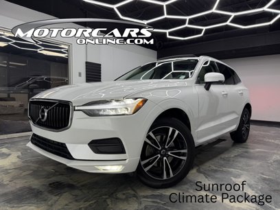 Used 2021 Volvo XC60 T5 Momentum