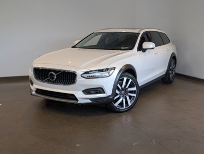 Used 2022 Volvo V90 B6 Cross Country w/ Advanced Package