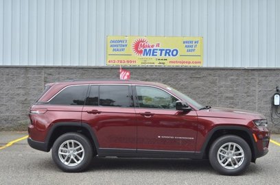 New 2025 Jeep Grand Cherokee Laredo X