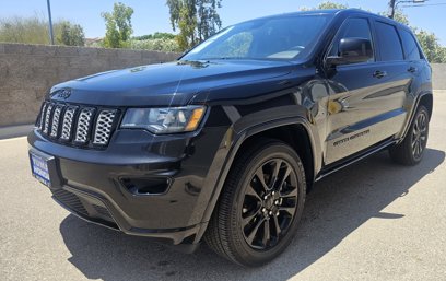 Used 2019 Jeep Grand Cherokee Altitude