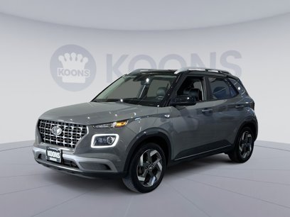 Used 2022 Hyundai Venue Limited w/ Cargo Package