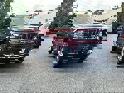 New 2024 Jeep Grand Cherokee L Laredo w/ Luxury Tech Group I