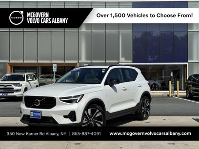 Certified 2023 Volvo XC40 B5 Plus w/ Protection Package Premier