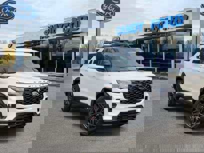 New 2025 Ford Explorer ST-Line w/ Premium Package