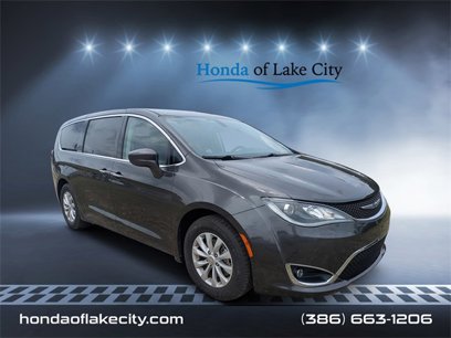 Used 2019 Chrysler Pacifica Touring Plus